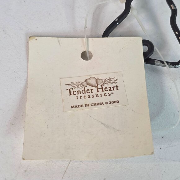 Metal Mesh Decorative Bee Wall Art With Vintage Yellow Wooden Base By Tender Hea - Picture 2 of 10